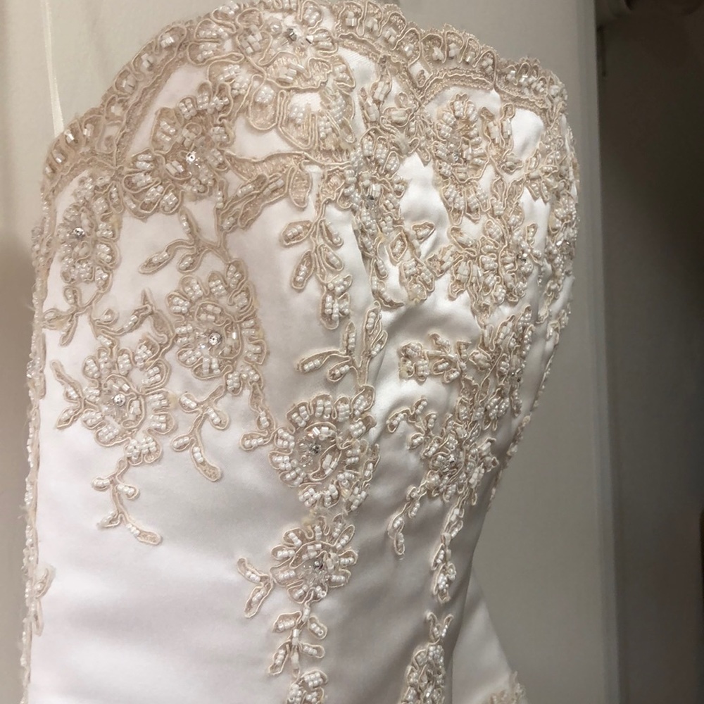 Maggie Sottero Couture wedding gown Sz 10 - Picture 3 of 13